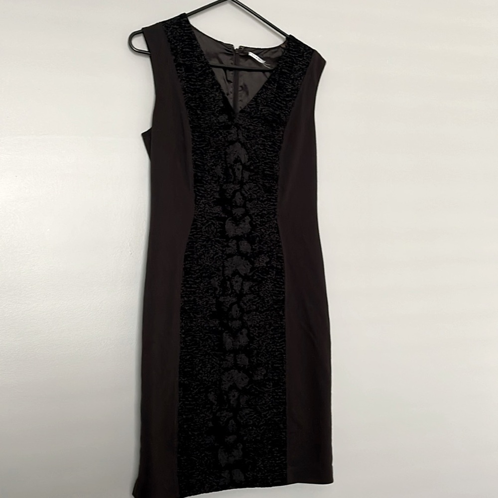 Tahari black v neck dress